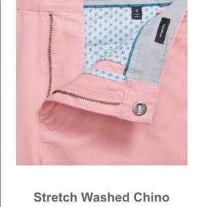 NWT Bonobos Stretch Washed Chino Shorts 42 in x 7 inch in Sweet Geranium.